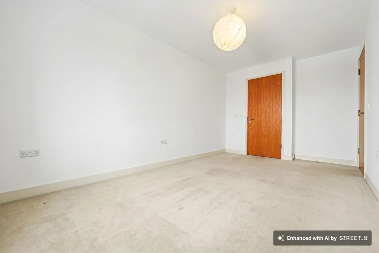 Burton Street, Phoenix Square, LE1, photo 4