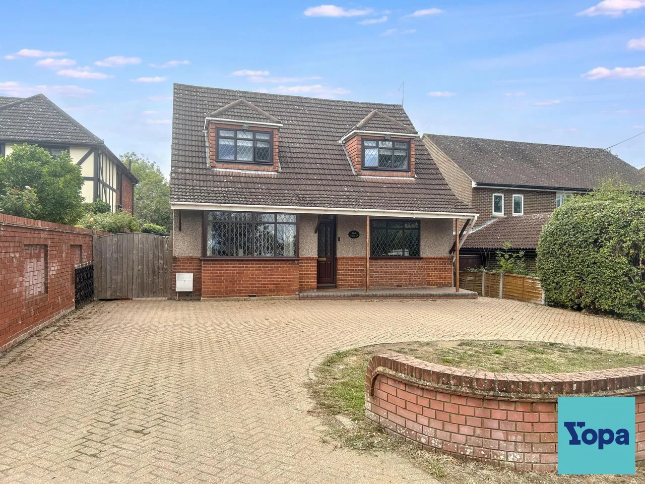 5 bed house for sale, Noak Hill Road, Basildon, SS15