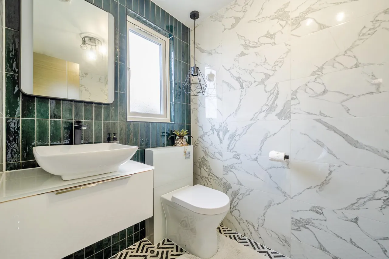 Bowford Avenue, DA7, photo 17