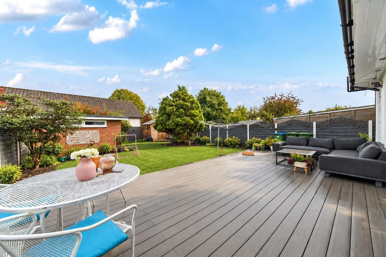 Bowford Avenue, DA7, photo 19