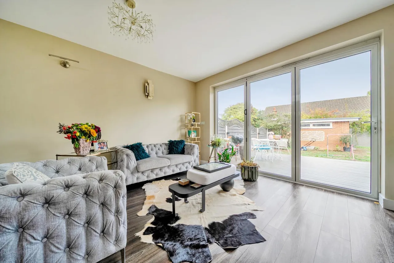 Bowford Avenue, DA7, photo 29