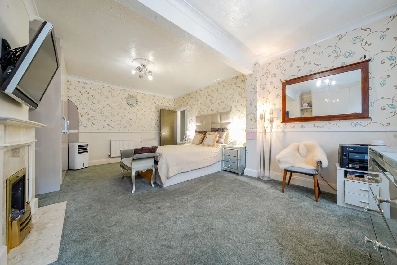 Bowford Avenue, DA7, photo 23