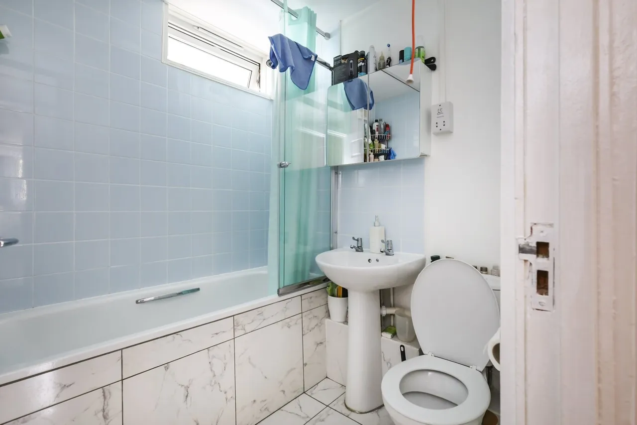 Blenheim Gardens, London, SW2, photo 15