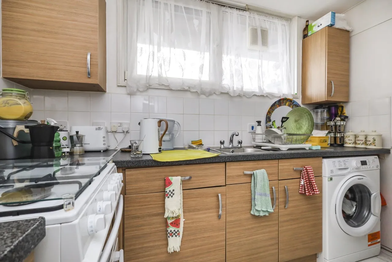 Blenheim Gardens, London, SW2, photo 20