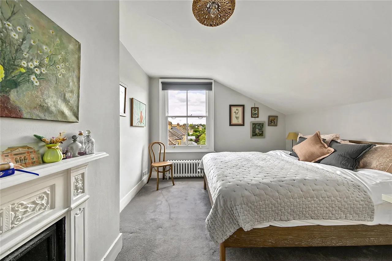 Crown Road, St Margarets, TW1, photo 20