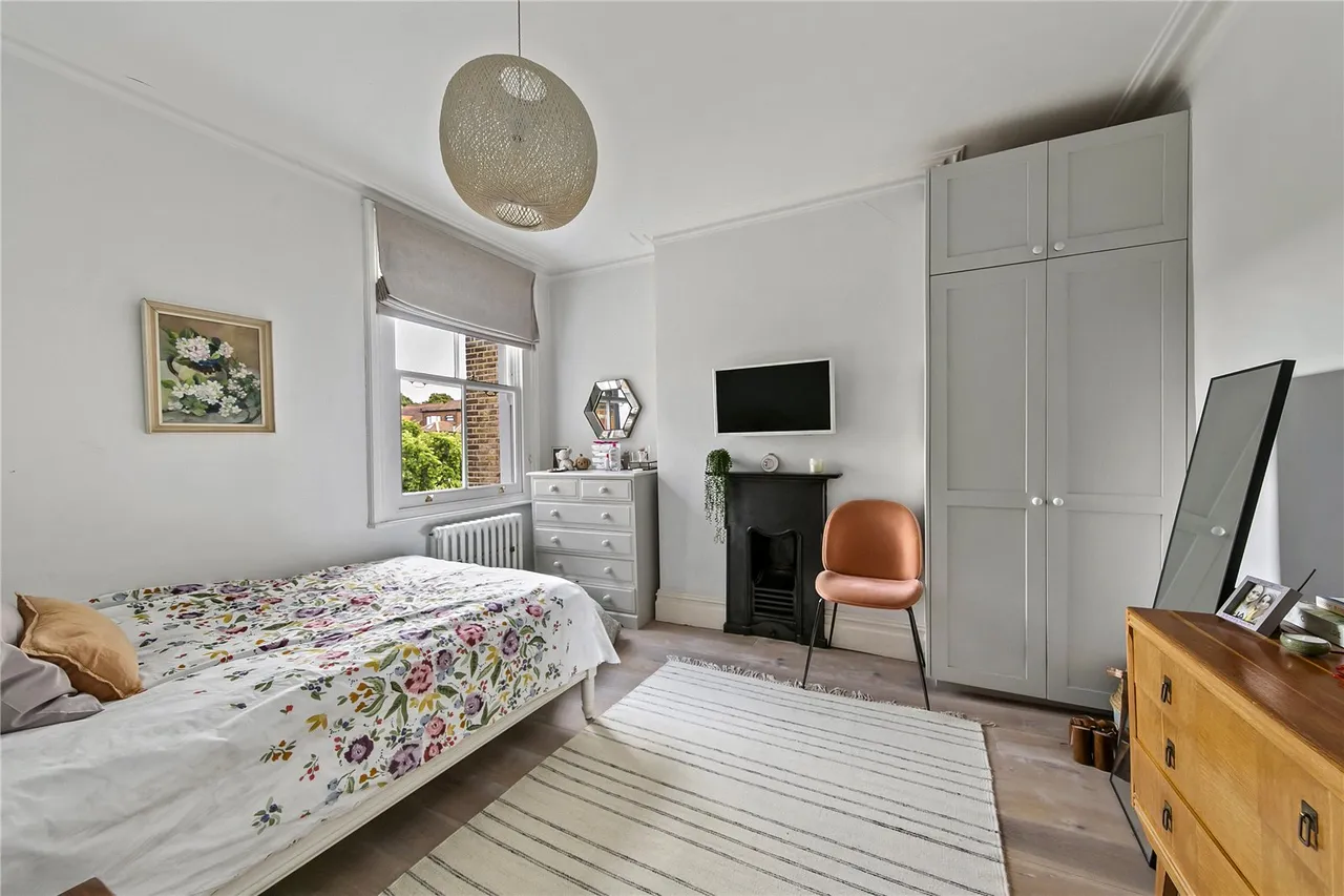 Crown Road, St Margarets, TW1, photo 21