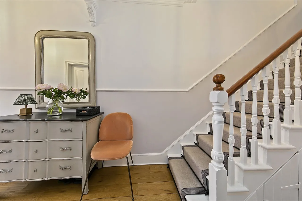Crown Road, St Margarets, TW1, photo 10