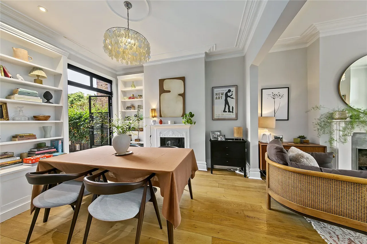 Crown Road, St Margarets, TW1, photo 3