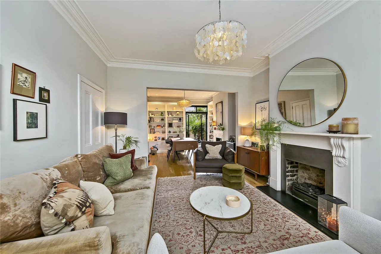 Crown Road, St Margarets, TW1, photo 13