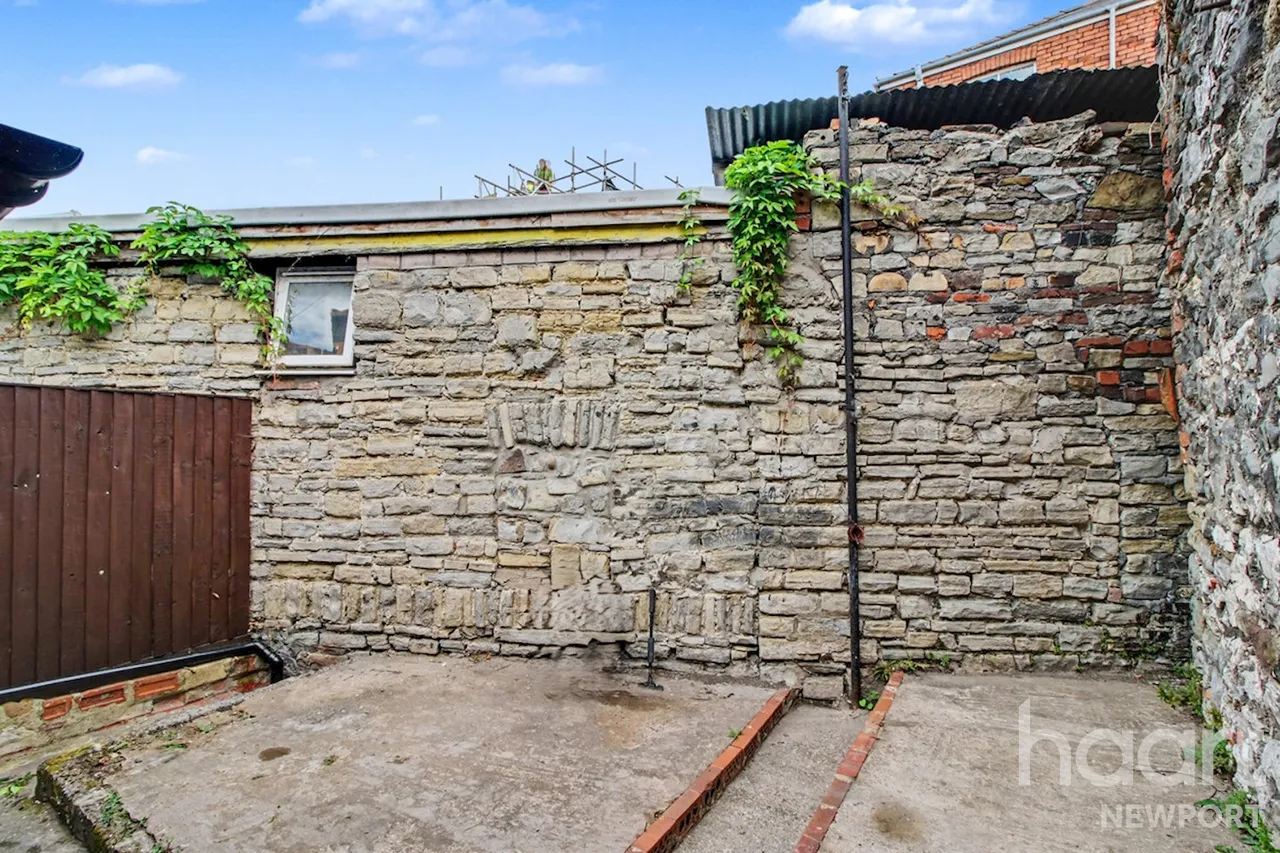 Newport, NP19, photo 12