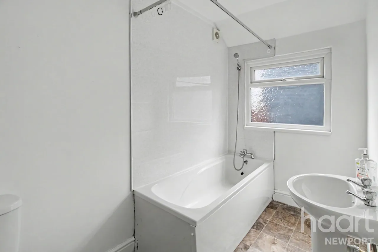 Newport, NP19, photo 15