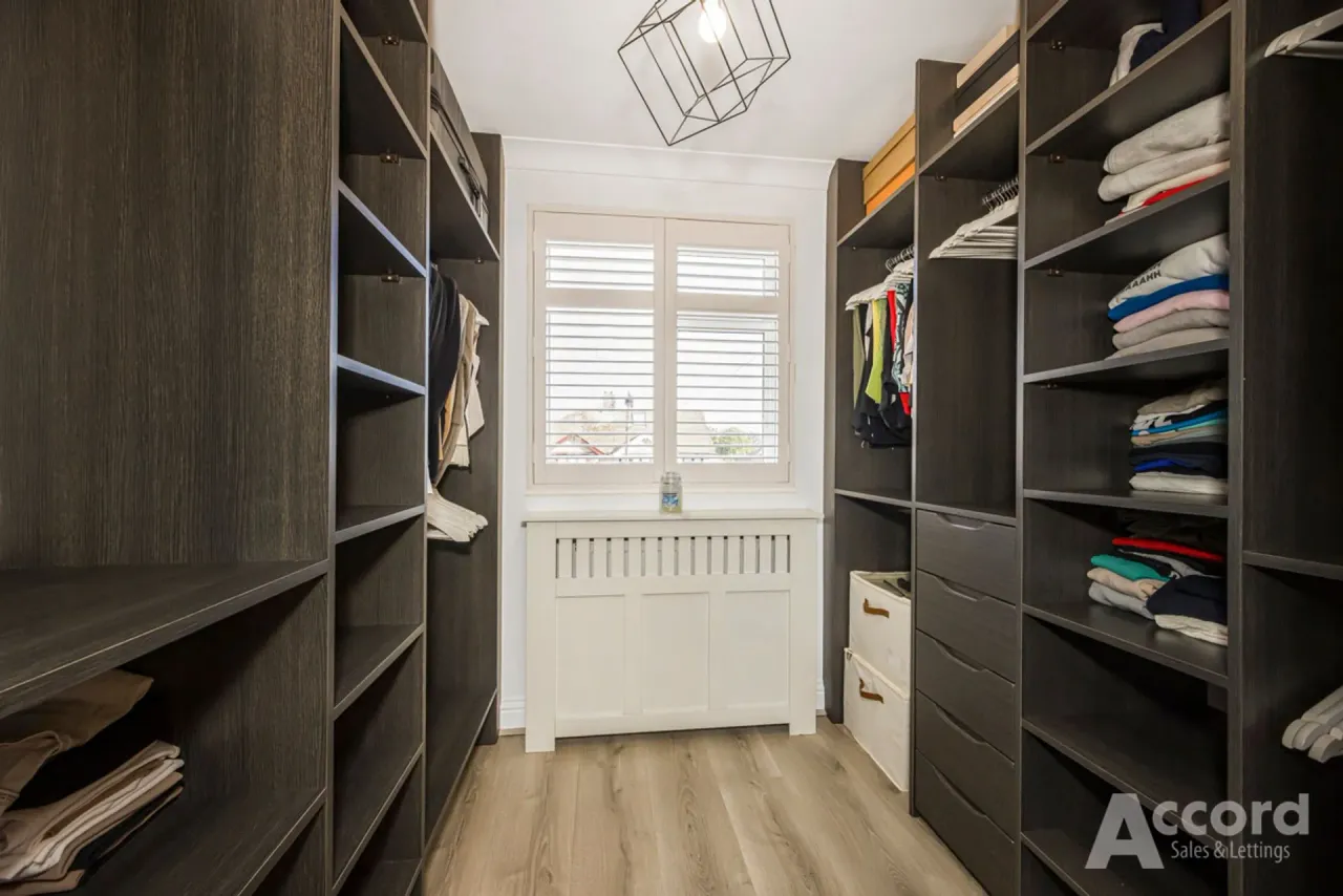 Greenock Way, Romford, RM1, photo 23