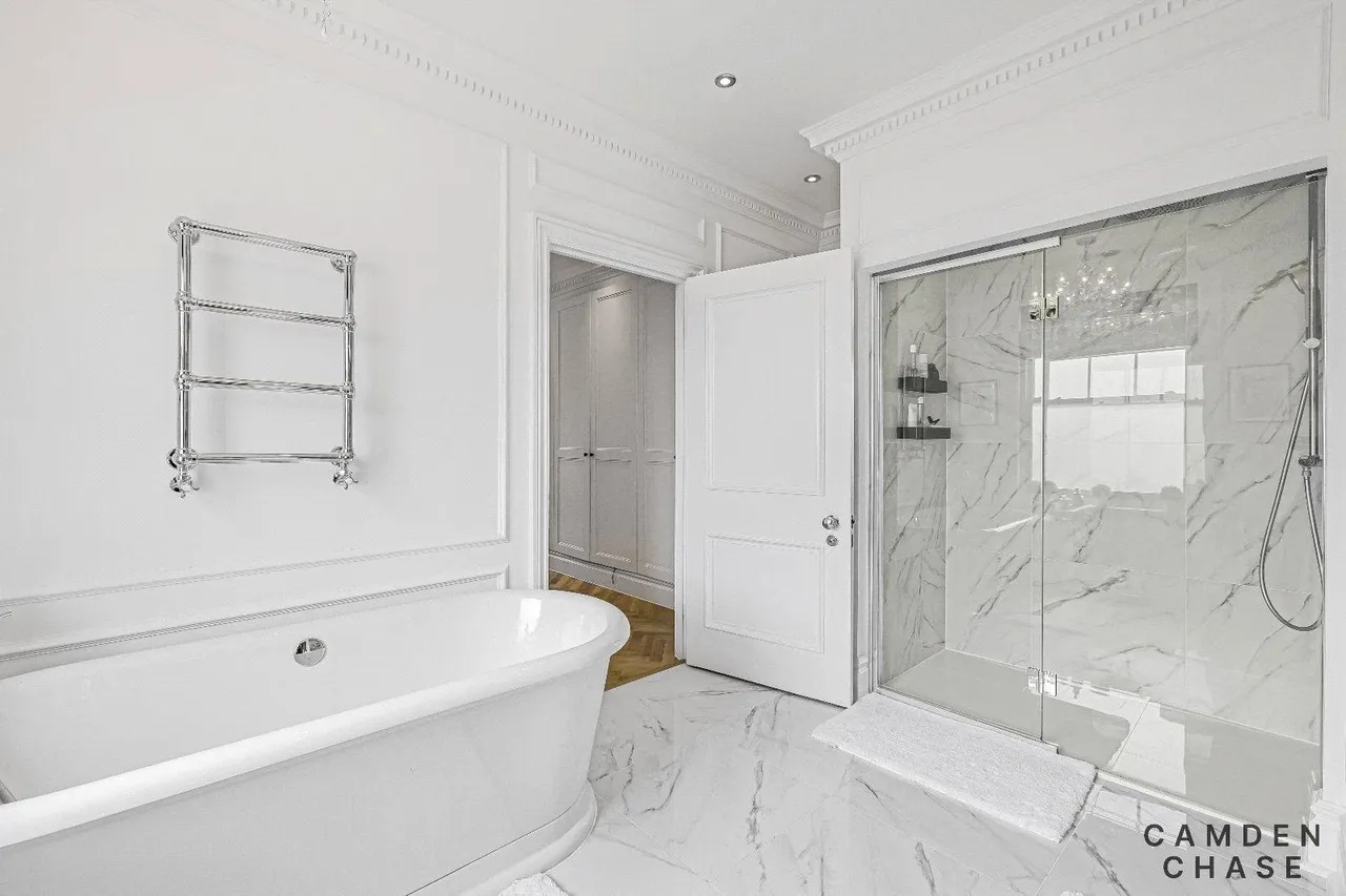 Oaklands Road, Totteridge, London, N20 8BA, photo 15
