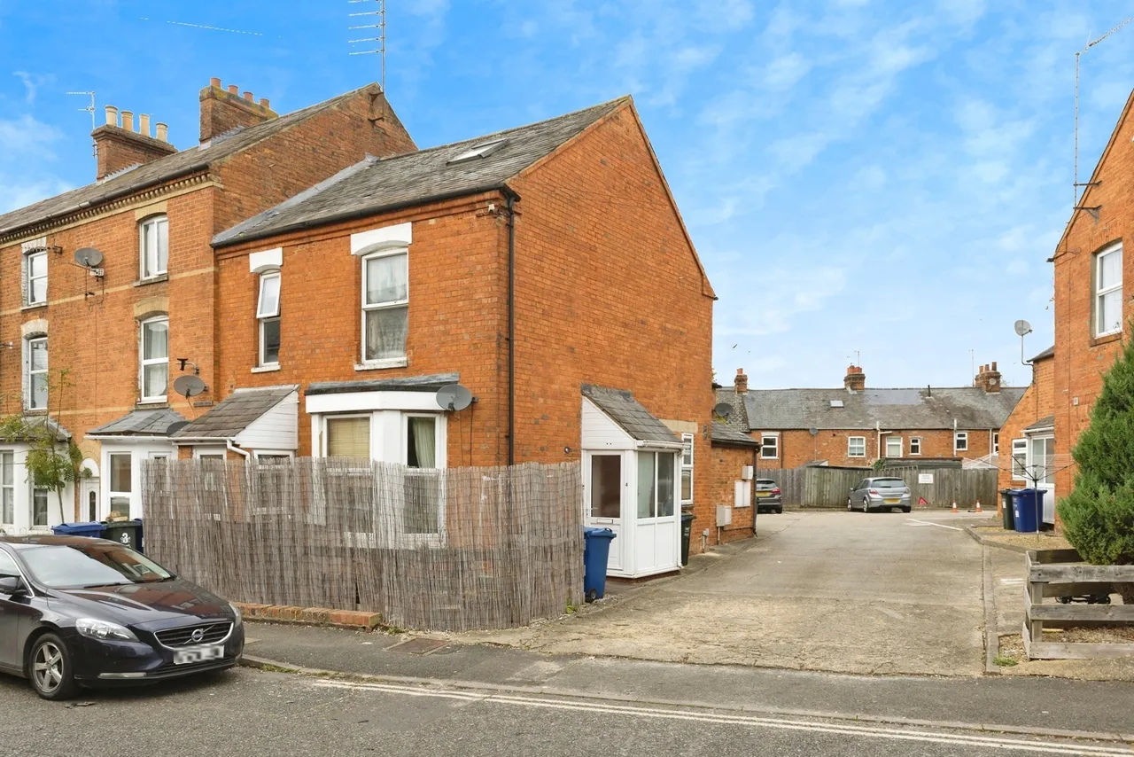 1 bed flat for sale — Merton Street, Banbury