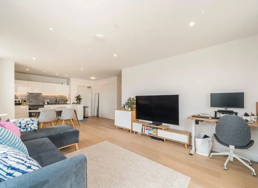 Clipper Street, Royal Wharf, E16, photo 4