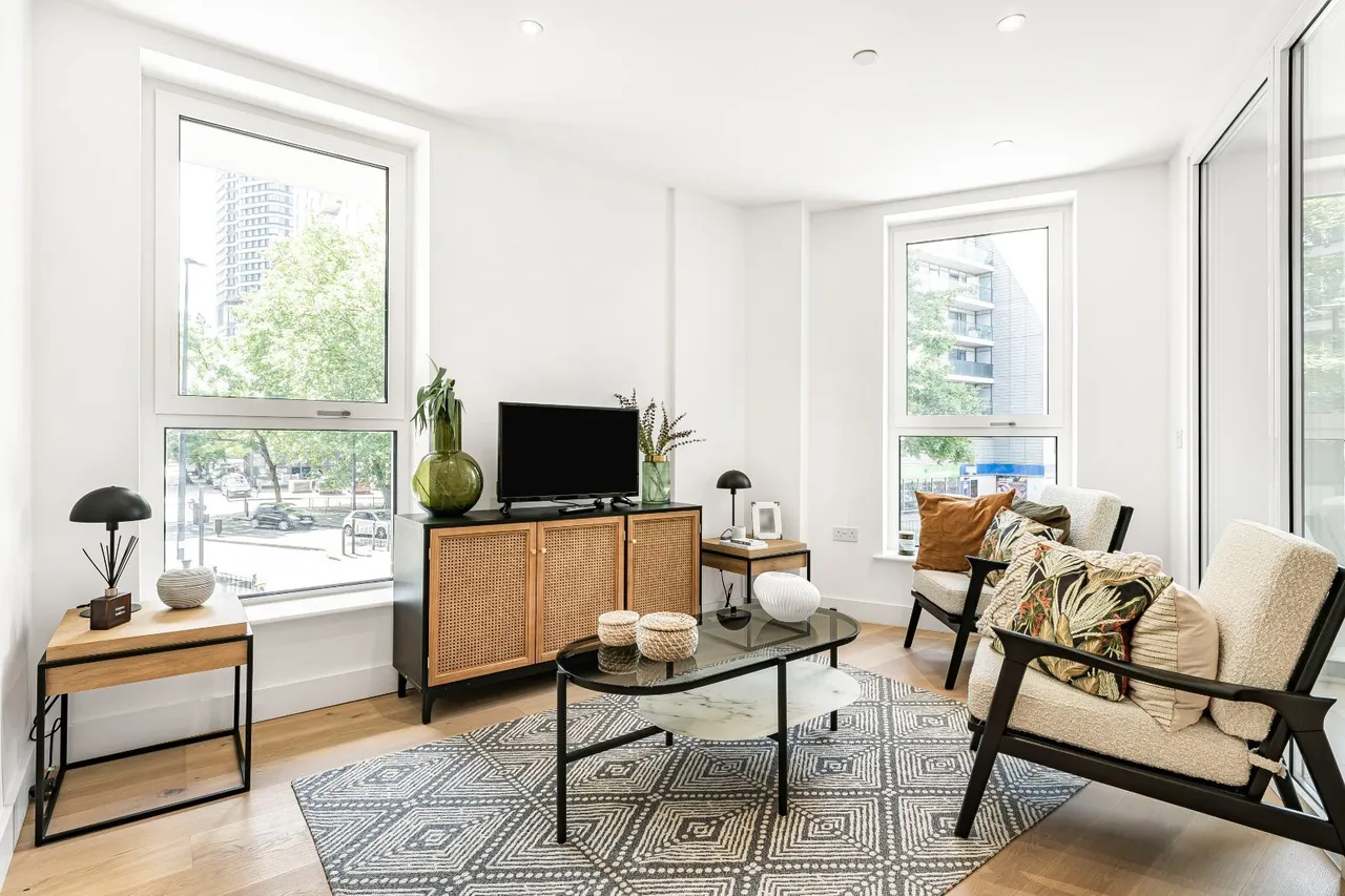 2 bed house for sale, Prestage Way, London, E14