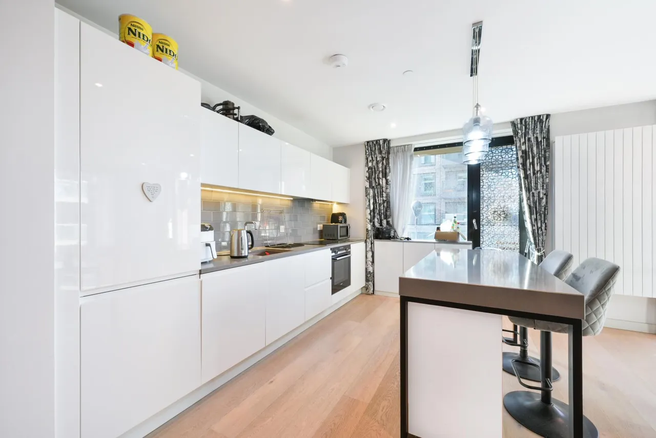Clipper Street, london, E16, photo 6