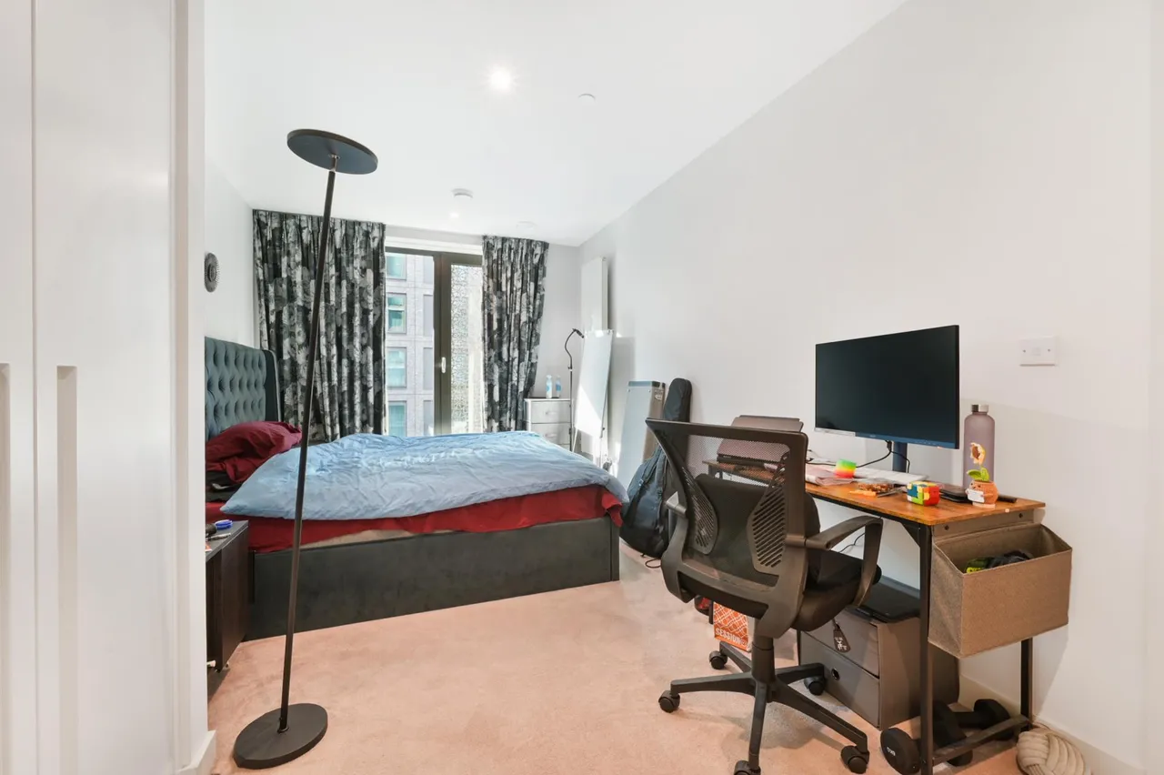 Clipper Street, london, E16, photo 12