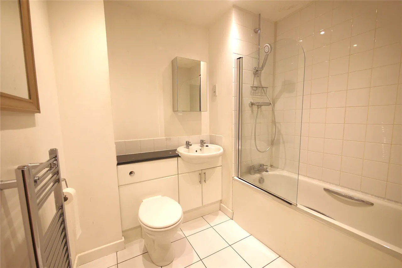 New Road, Brentwood, CM14, photo 5