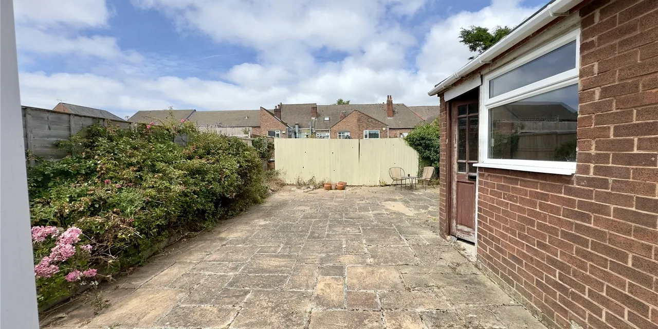 Lloyd Drive, Greasby, CH49, photo 14
