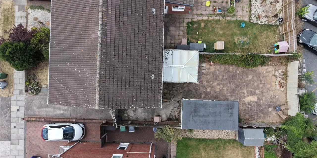 Lloyd Drive, Greasby, CH49, photo 15