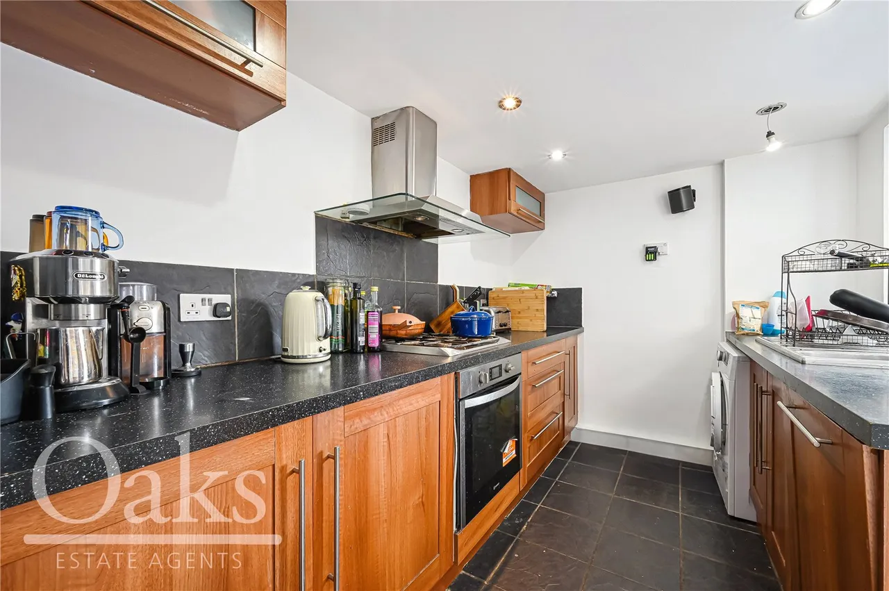 Leonard Road, Streatham Vale, SW16, photo 3