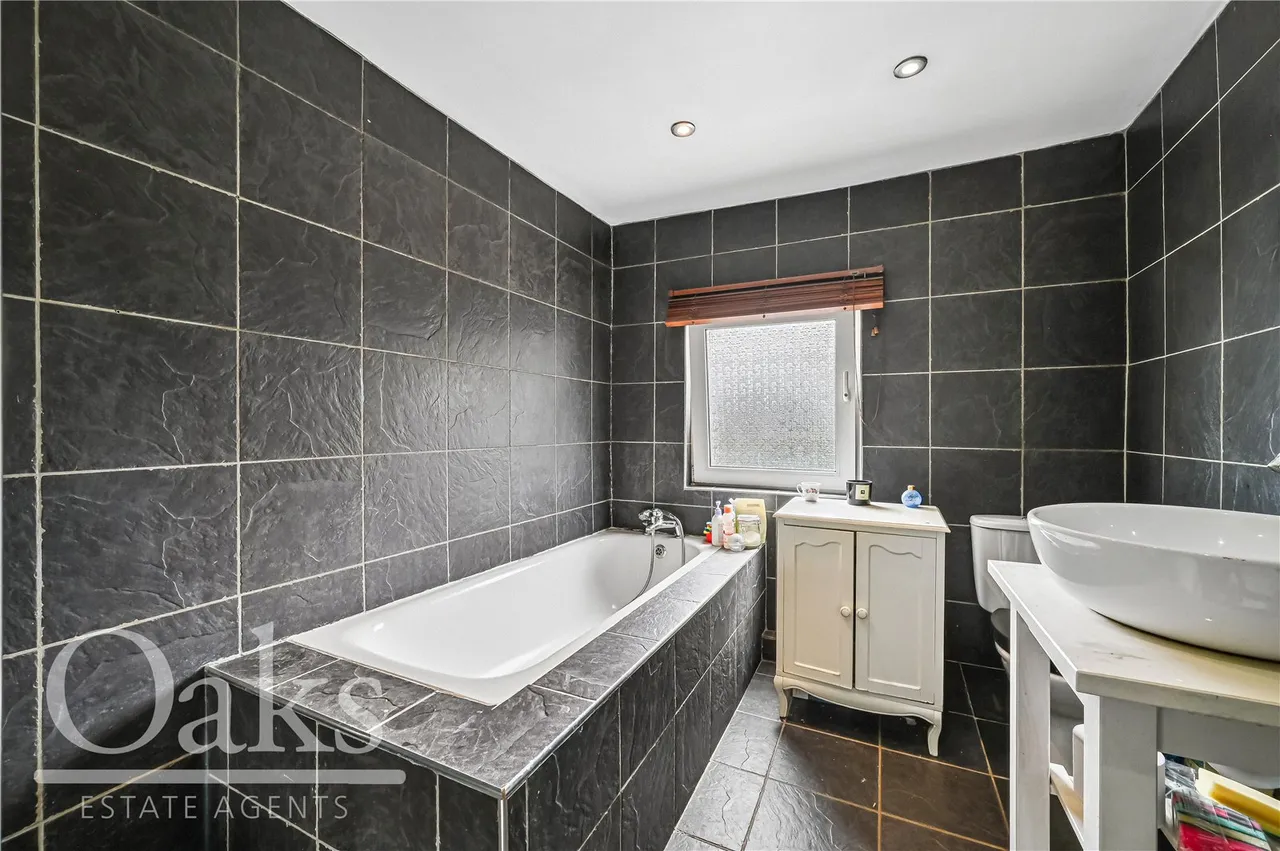 Leonard Road, Streatham Vale, SW16, photo 6
