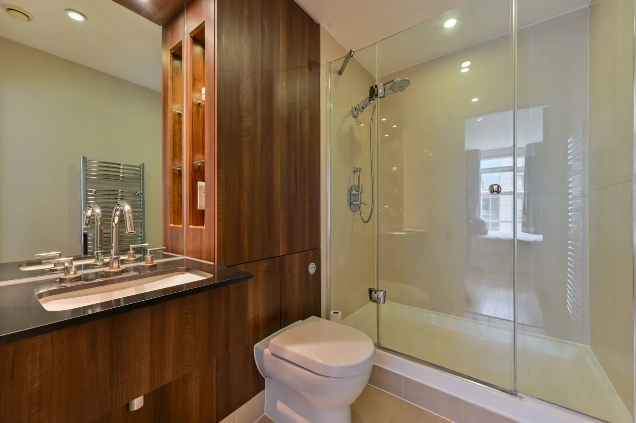 92 Ensign House, Battersea Reach, Juniper Drive, London, photo 6
