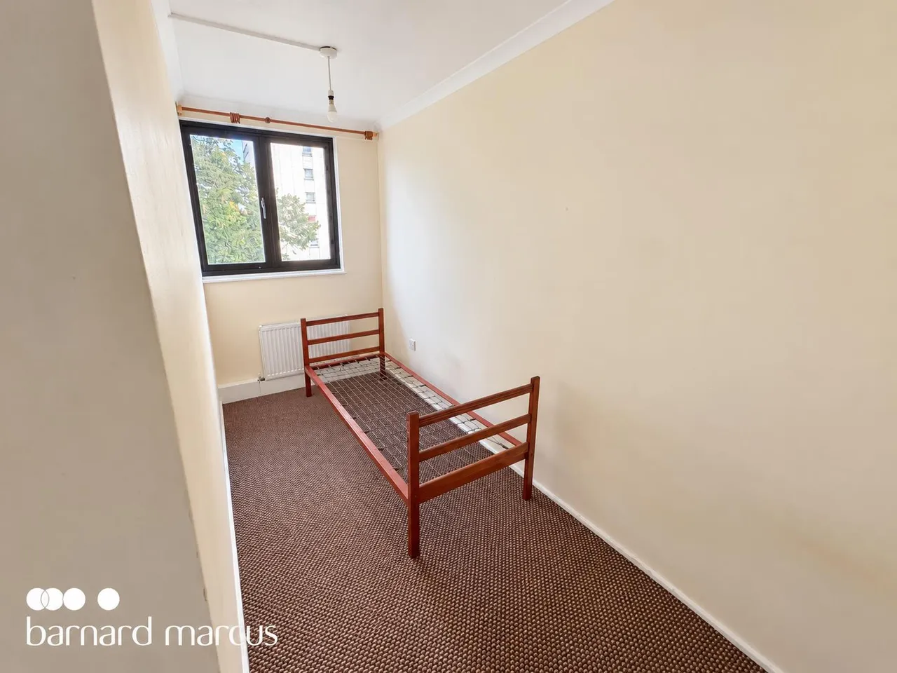 Summerwood Road, Isleworth, TW7, photo 10