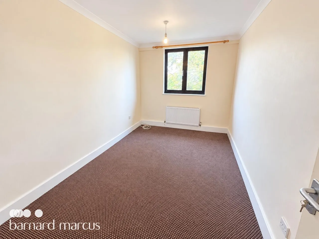 Summerwood Road, Isleworth, TW7, photo 7
