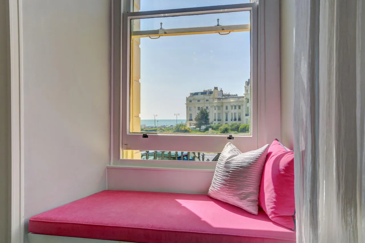 Brunswick Square, Hove, BN3, photo 10