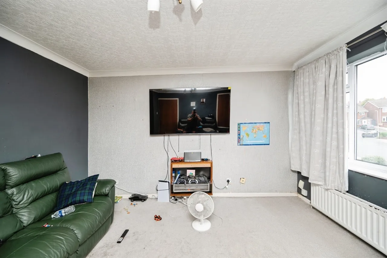 Sandstone Close, Lower Gornal, Dudley, photo 6