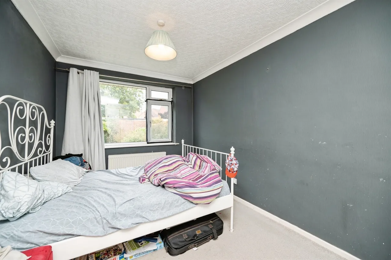 Sandstone Close, Lower Gornal, Dudley, photo 5