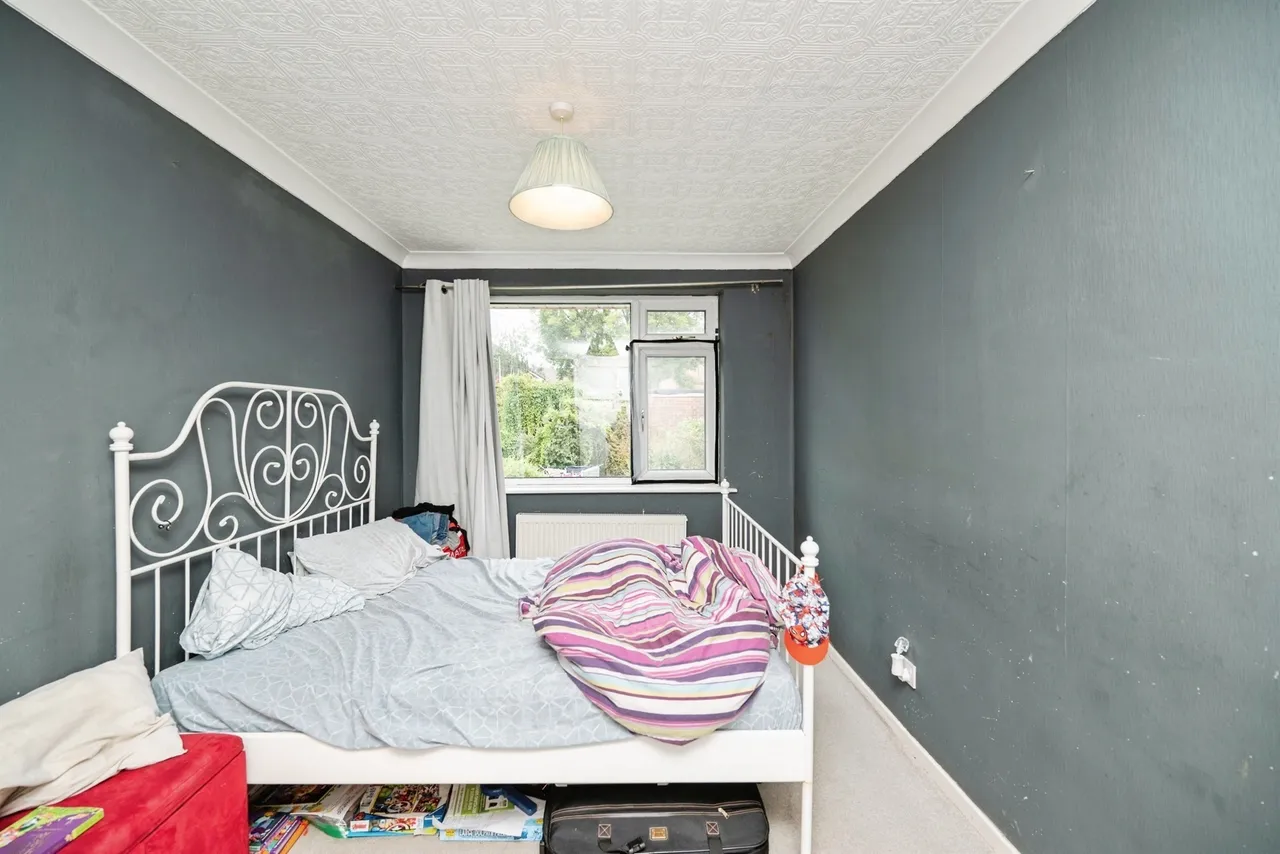 Sandstone Close, Lower Gornal, Dudley, photo 11