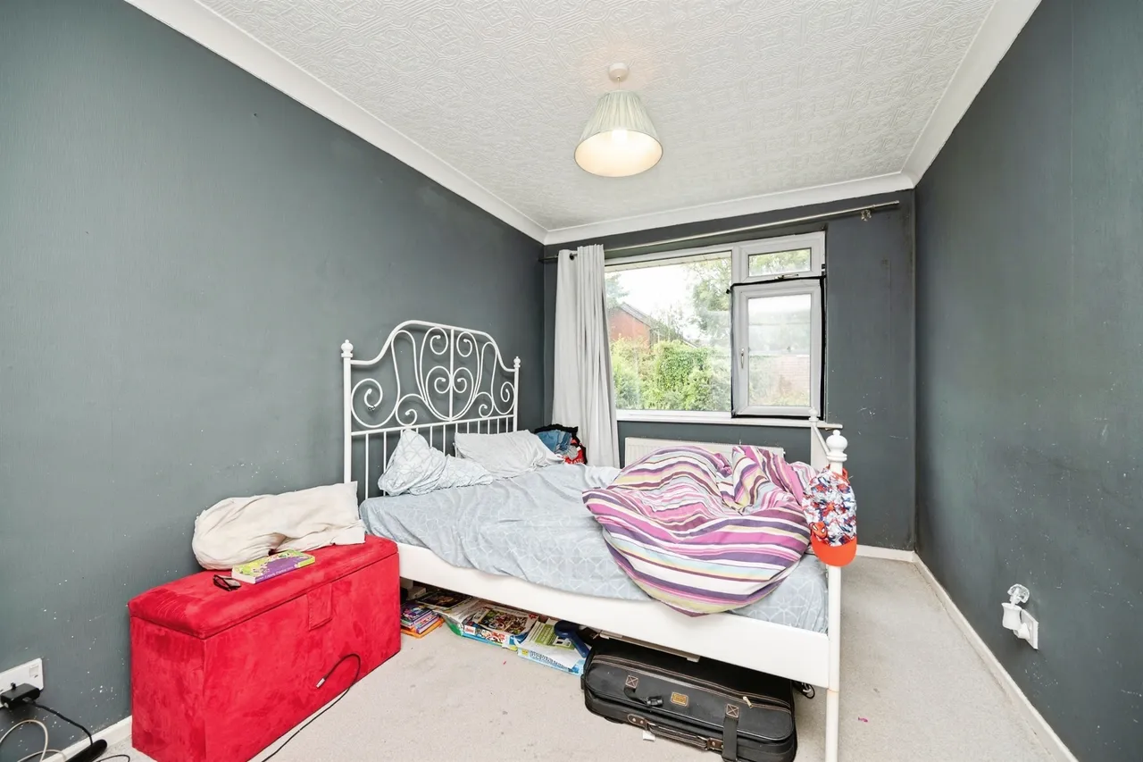 Sandstone Close, Lower Gornal, Dudley, photo 12