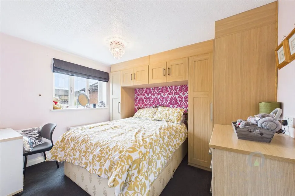 Provence Court, St Giles Park, NN5, photo 7