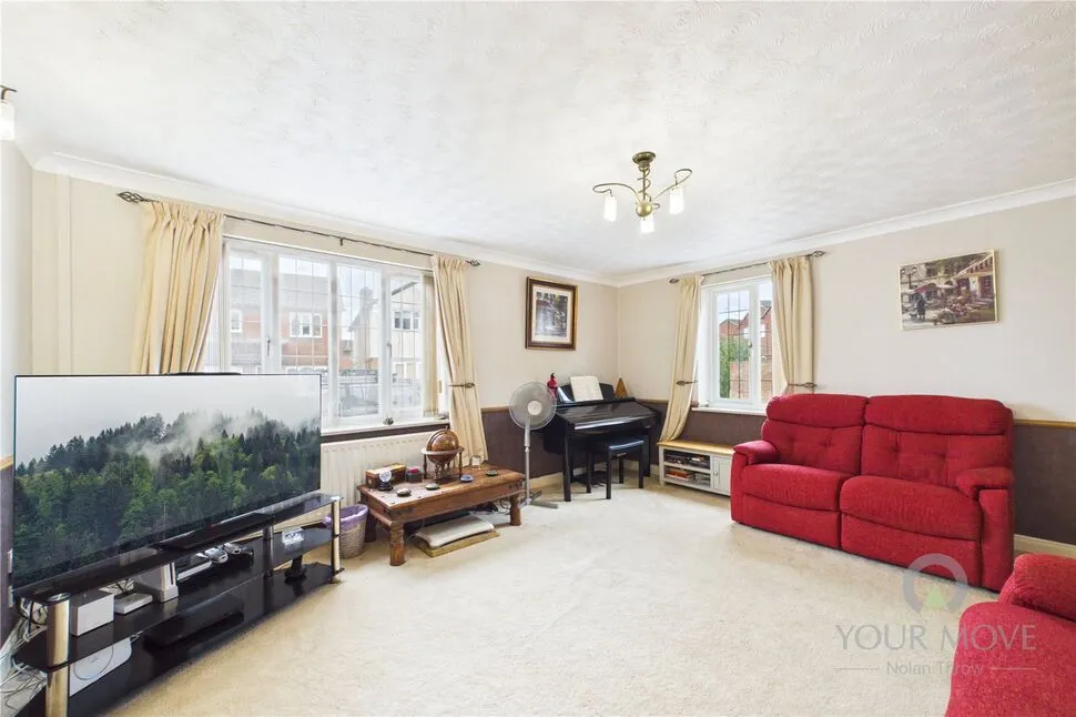 Provence Court, St Giles Park, NN5, photo 12