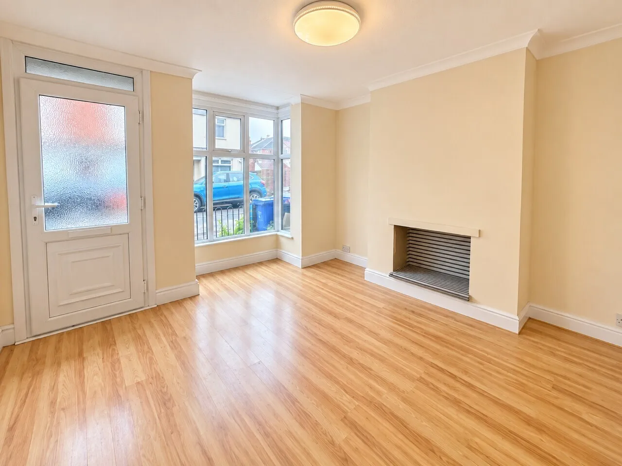 Portland Street, Boston, PE21, photo 5