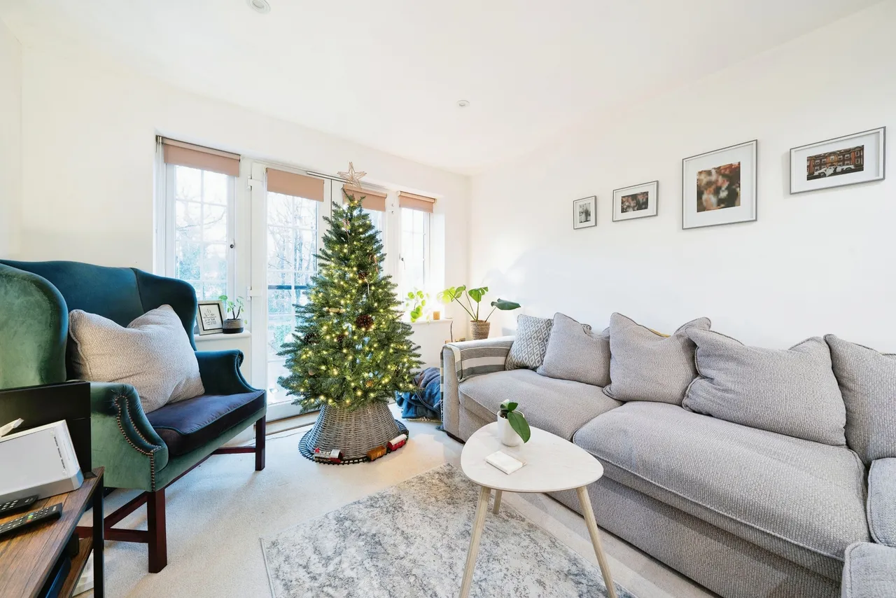 Woodham Place, Woodham, KT15, photo 12