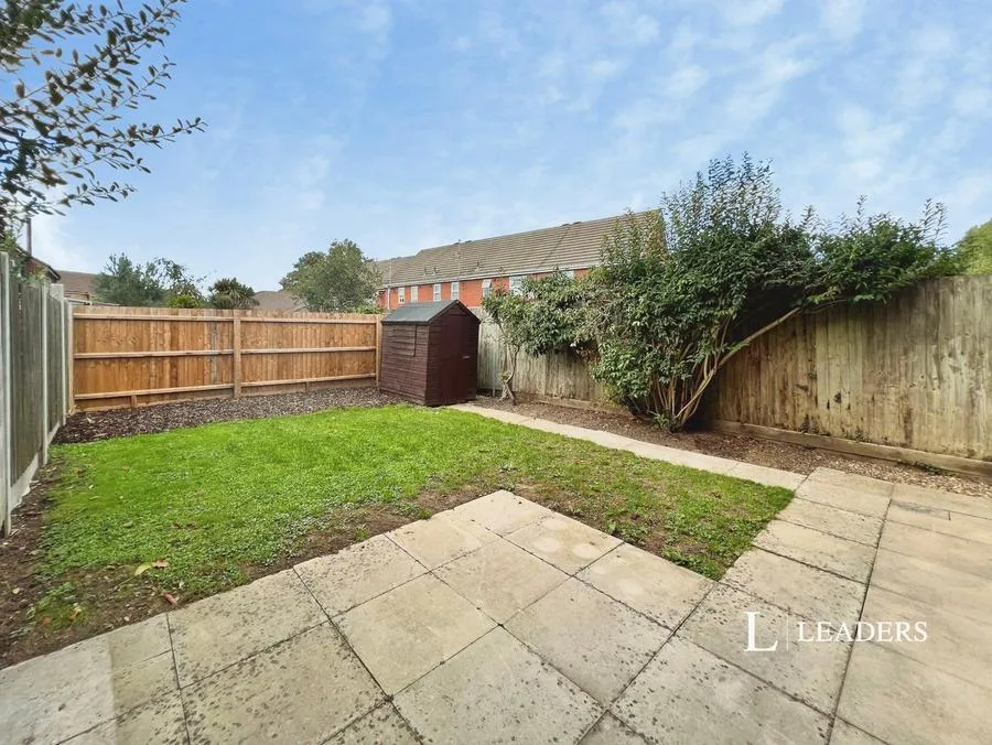Honeysuckle Way, Spalding, PE11, photo 14