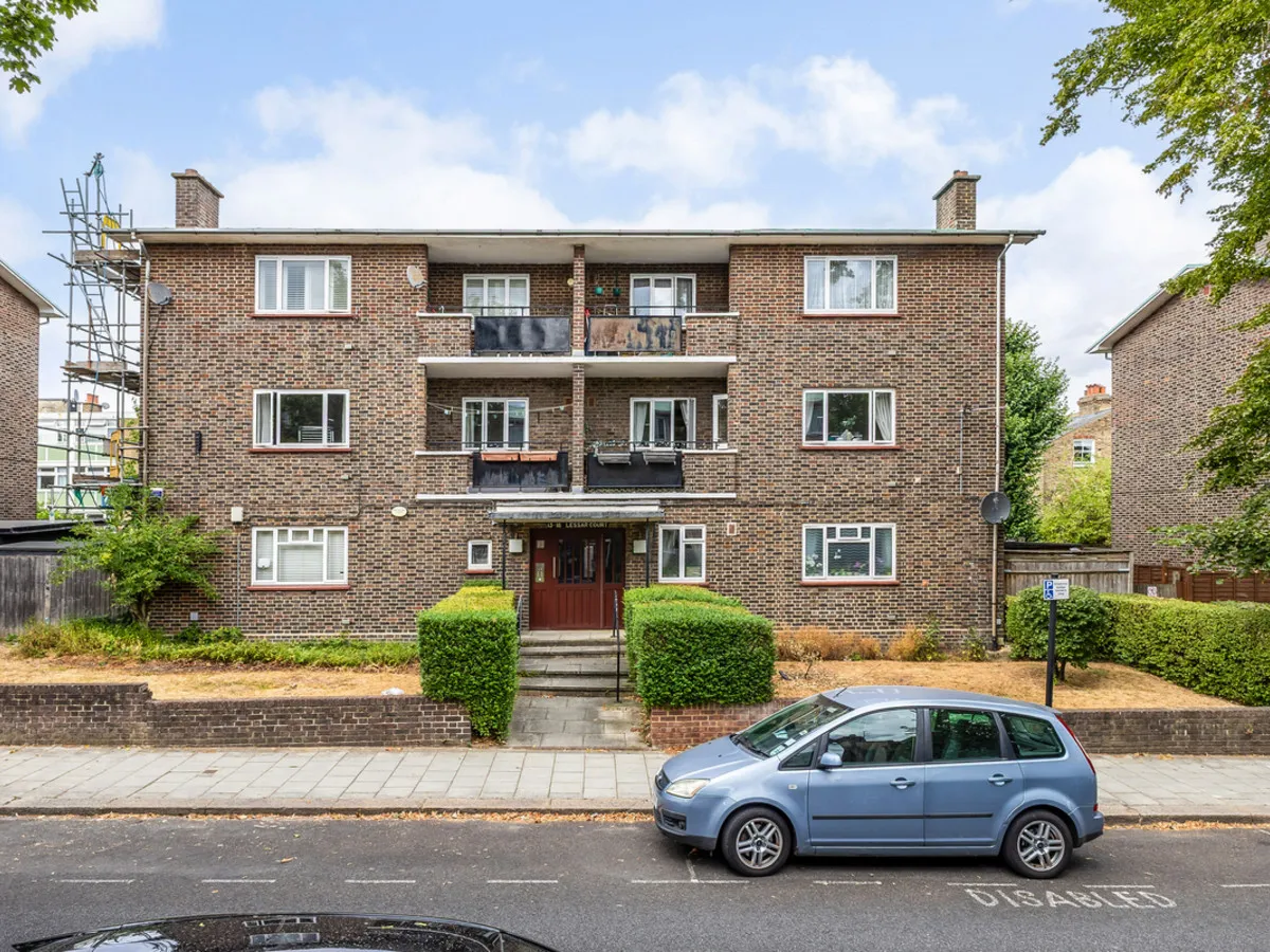 1 bed flat for sale, Lessar Avenue, London, SW4