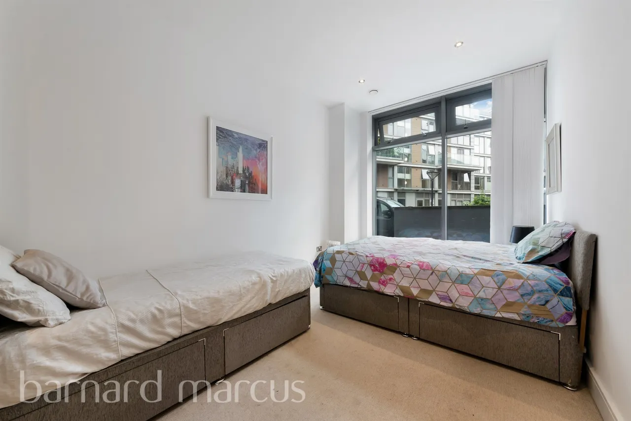 Seager Place, London, photo 12