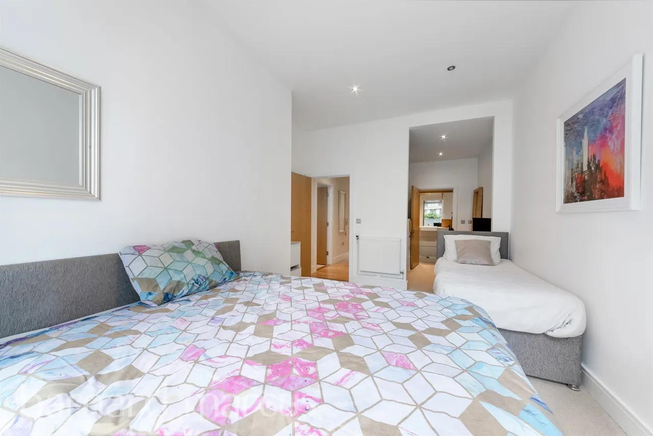 Seager Place, London, photo 9
