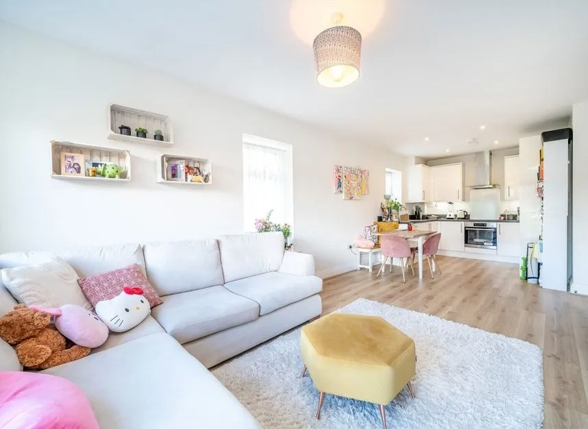 Samuelson Place, Isleworth, TW7, photo 4