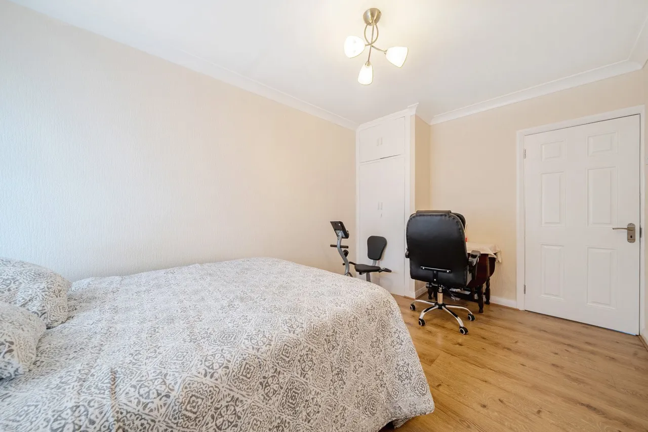 Clarendon Green, BR5, photo 10