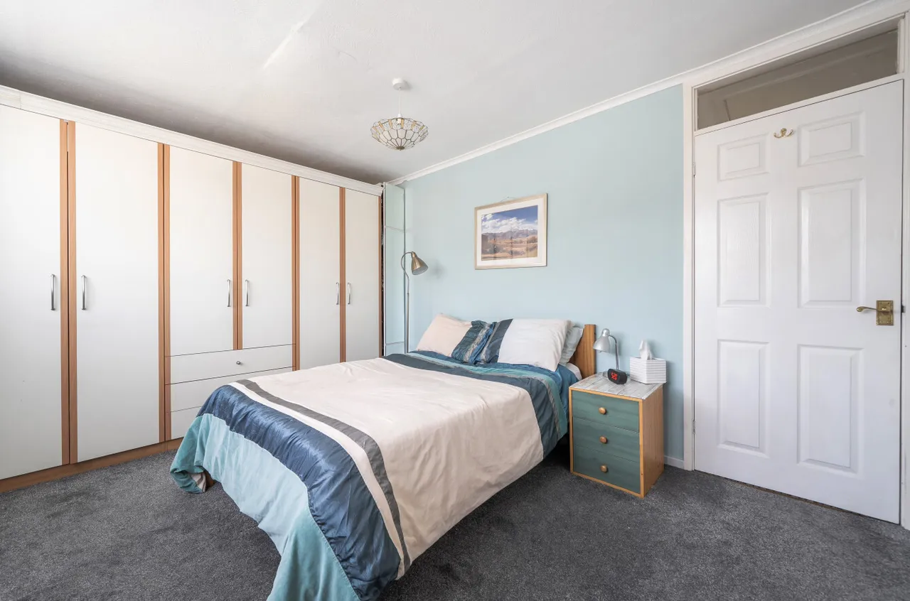 Charwood Road, Wokingham, RG40, photo 5