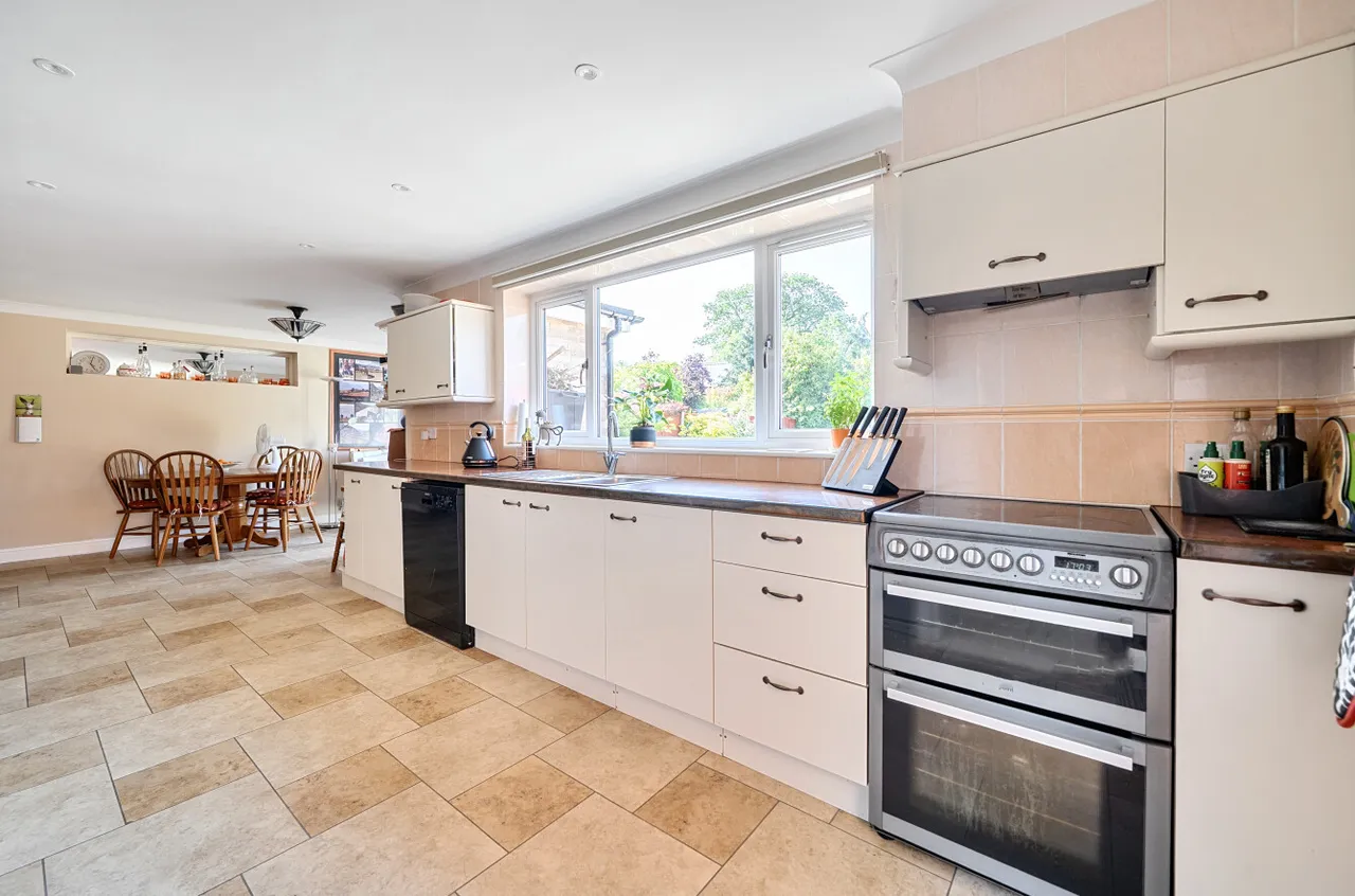Charwood Road, Wokingham, RG40, photo 11