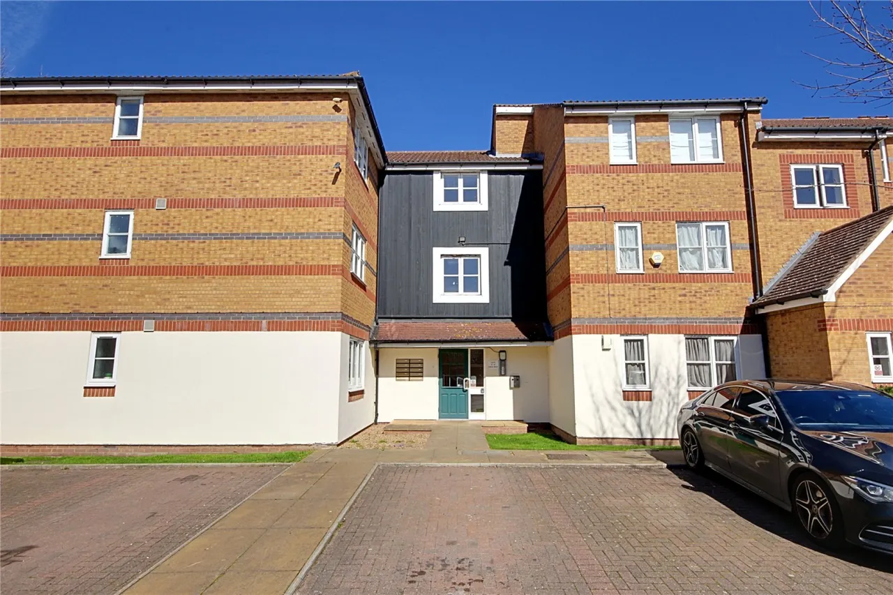 Dundas Mews, Enfield, EN3, photo 14