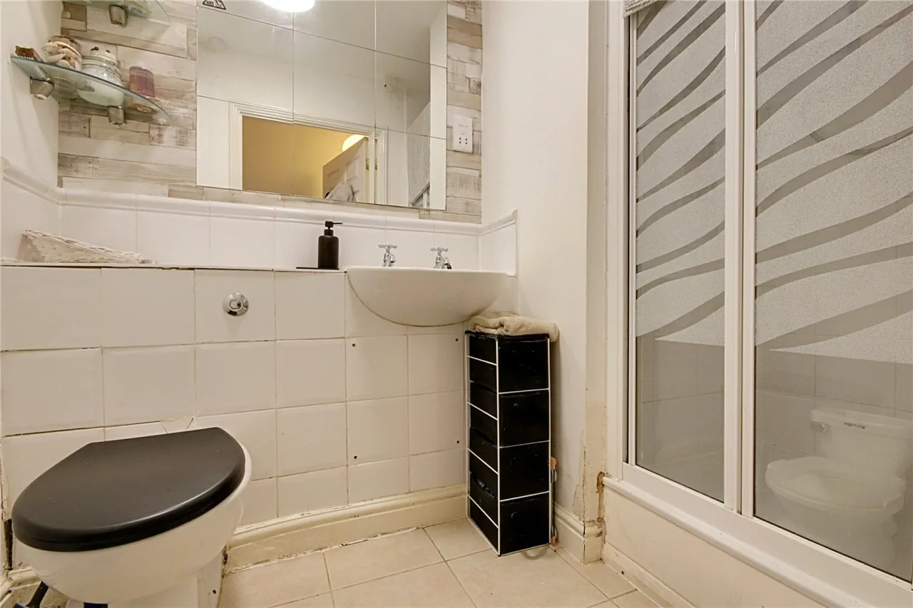 Dundas Mews, Enfield, EN3, photo 11
