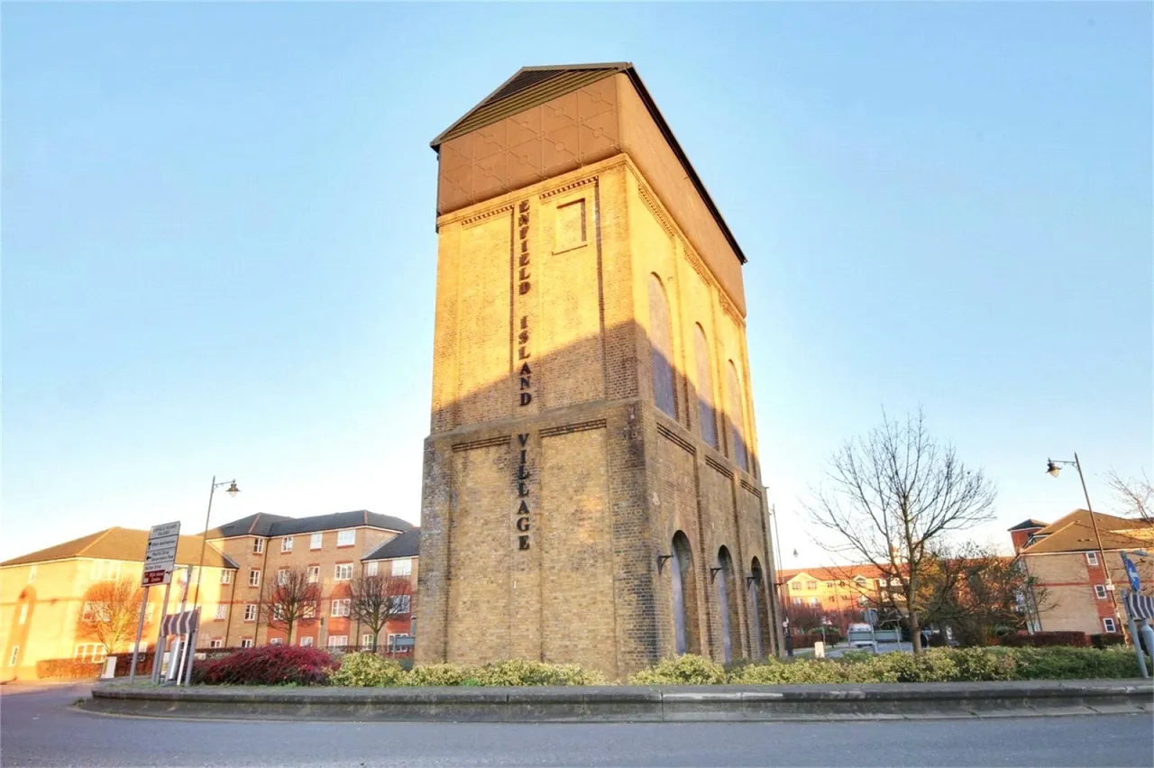 Dundas Mews, Enfield, EN3, photo 2